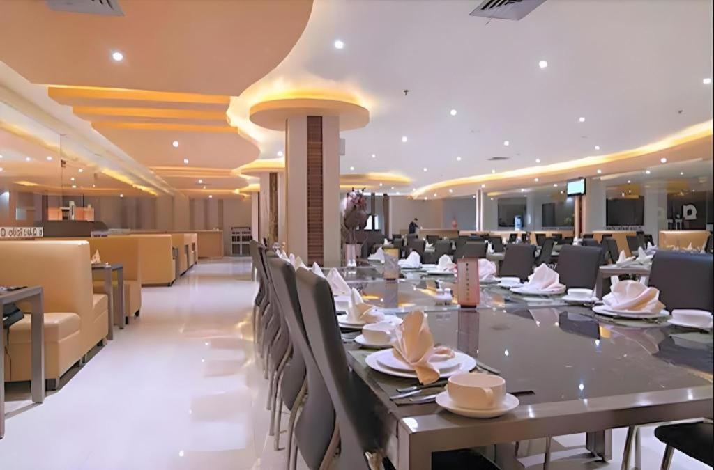 Aria Barito Hotel Banjarmasin  Exteriér fotografie